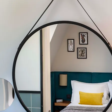 Le 37 Bis 4* Neuilly-sur-Seine