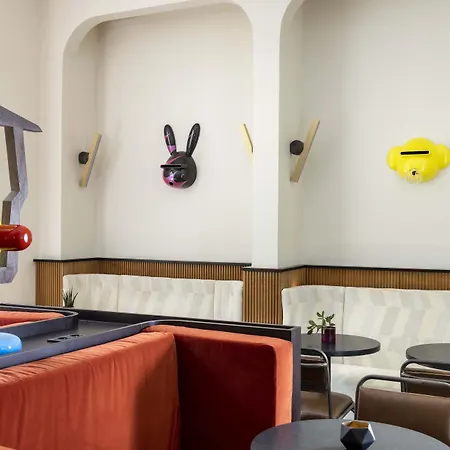 Le 37 Bis Hotel 4*