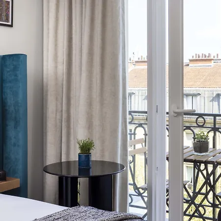 Otel Le 37 Bis