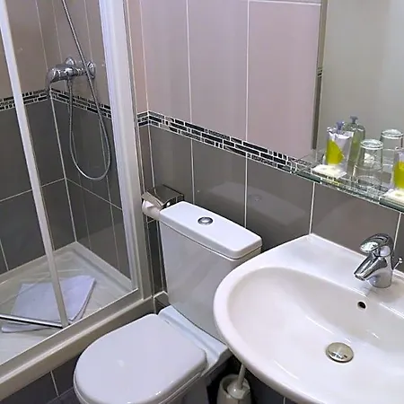 Le 37 Bis 4* Neuilly-sur-Seine