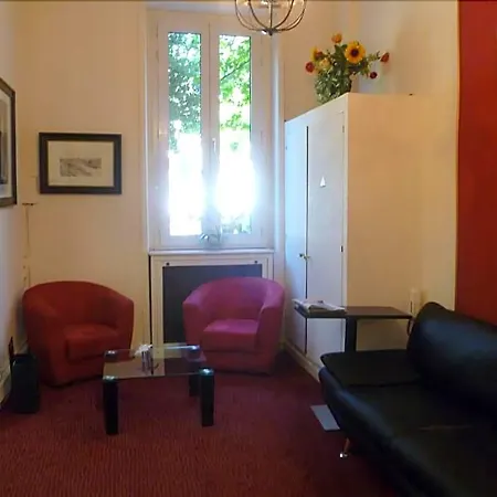 Le 37 Bis Hotel Neuilly-sur-Seine