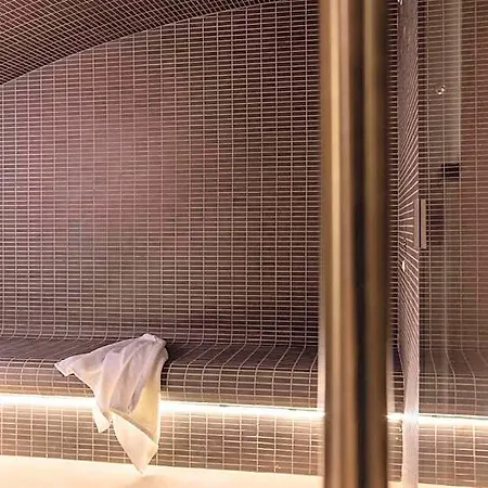 Le 37 Bis Hotel 4*