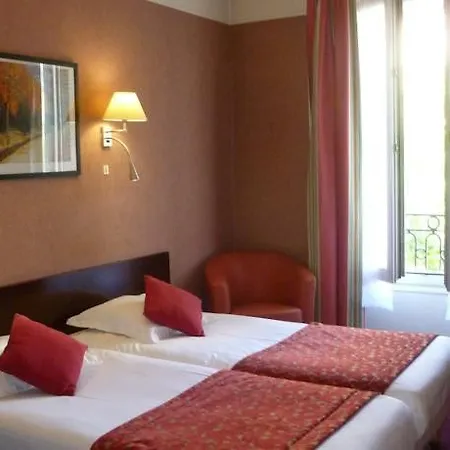 Le 37 Bis Hotel 4*