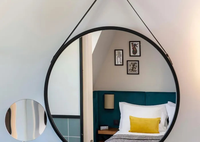 Le 37 Bis 4* Neuilly-sur-Seine